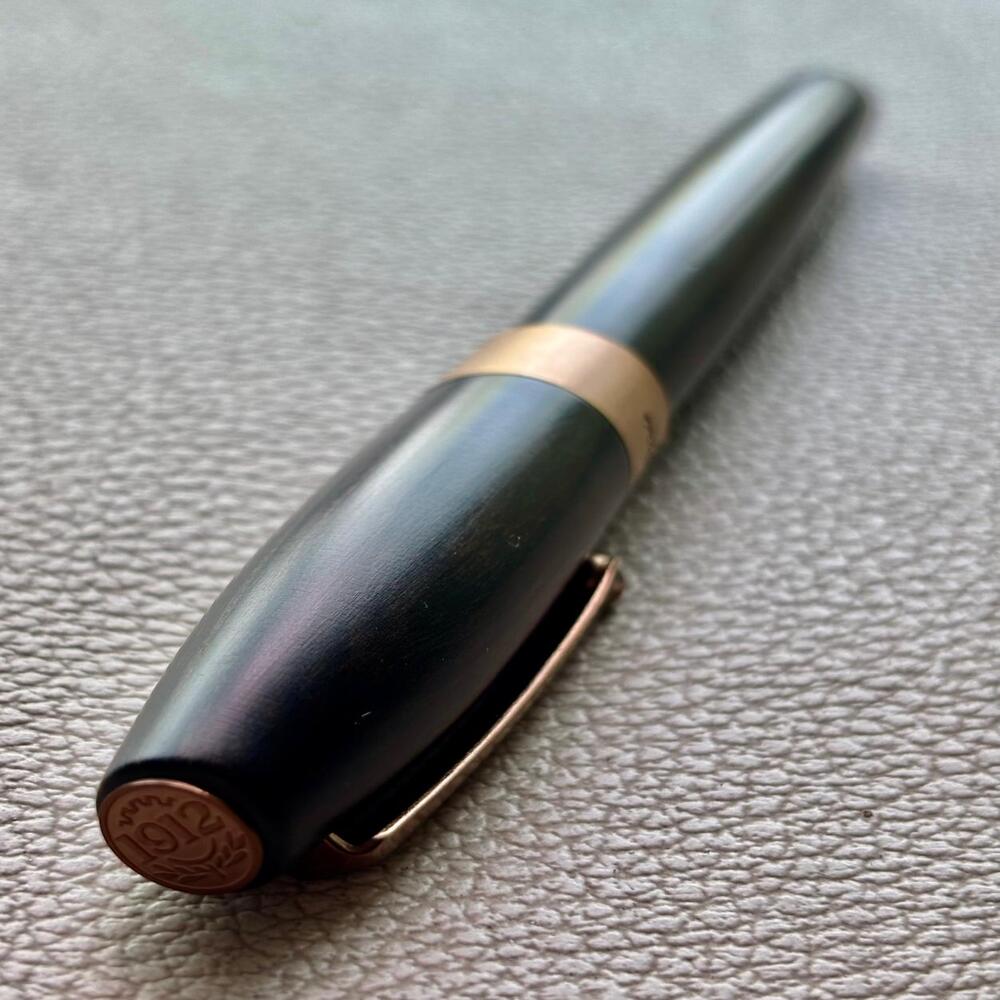 Montegrappa Fortuna Heartwood-Teak Fountain Pen with Note Book