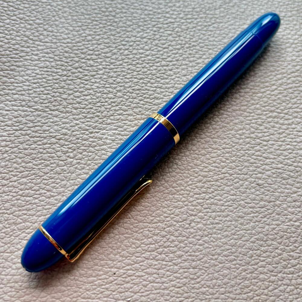 Pelikan M120 Iconic Blue Fountain pen Special Edition 2018
