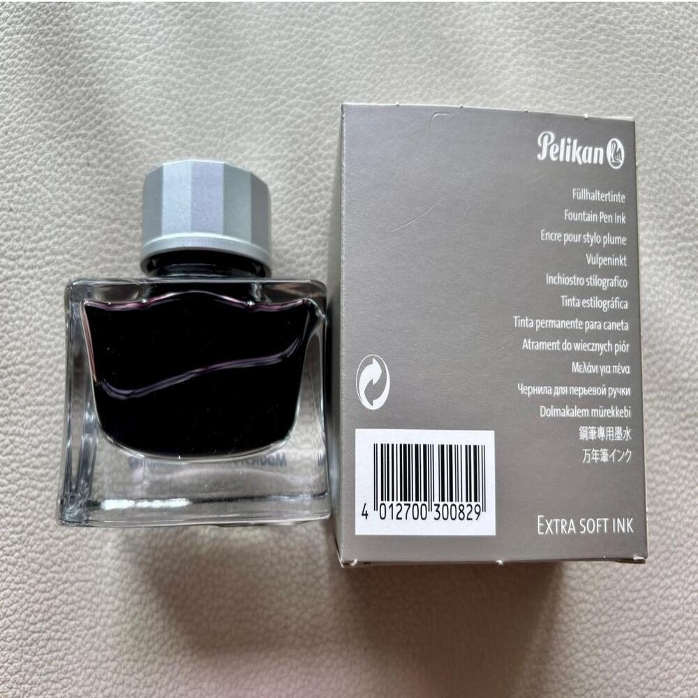 Pelikan Edestein Moonstone Ink - Ink of the year 2020