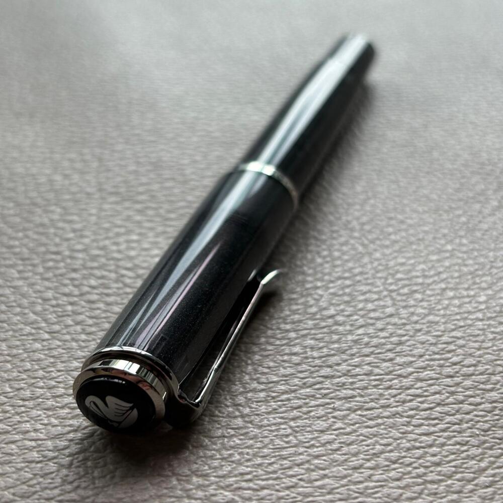 Pelikan M205 Moonstone Fountain Pen Set