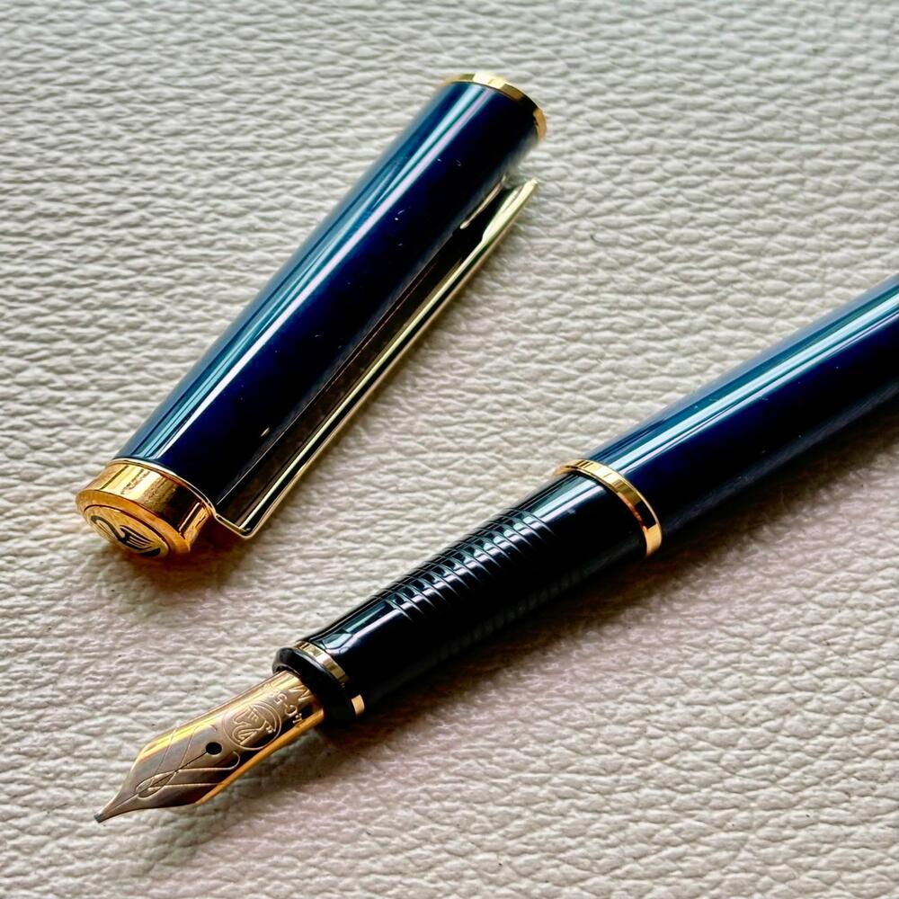 Pelikan Vintage P381 Blue Marble Fountain Pen VERY RARE