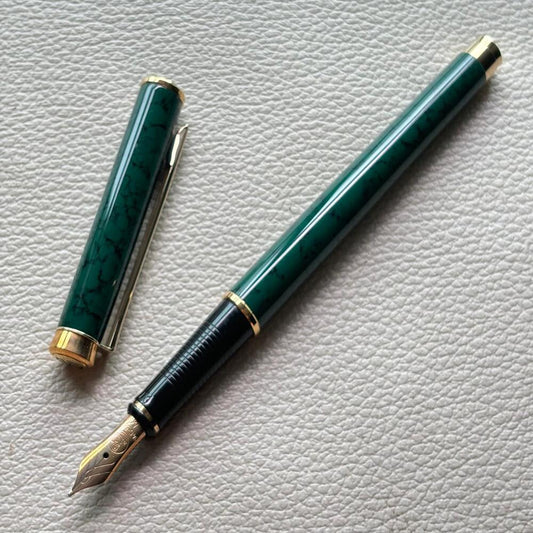 Pelikan Vintage P381 Green Marble Fountain Pen VERY RARE