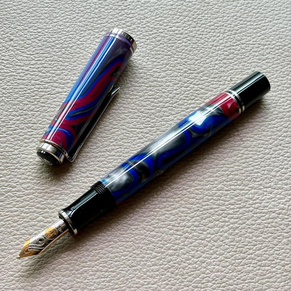 Pelikan M620 Piccadilly Circus Fountain Pen Special Edition Very Rare