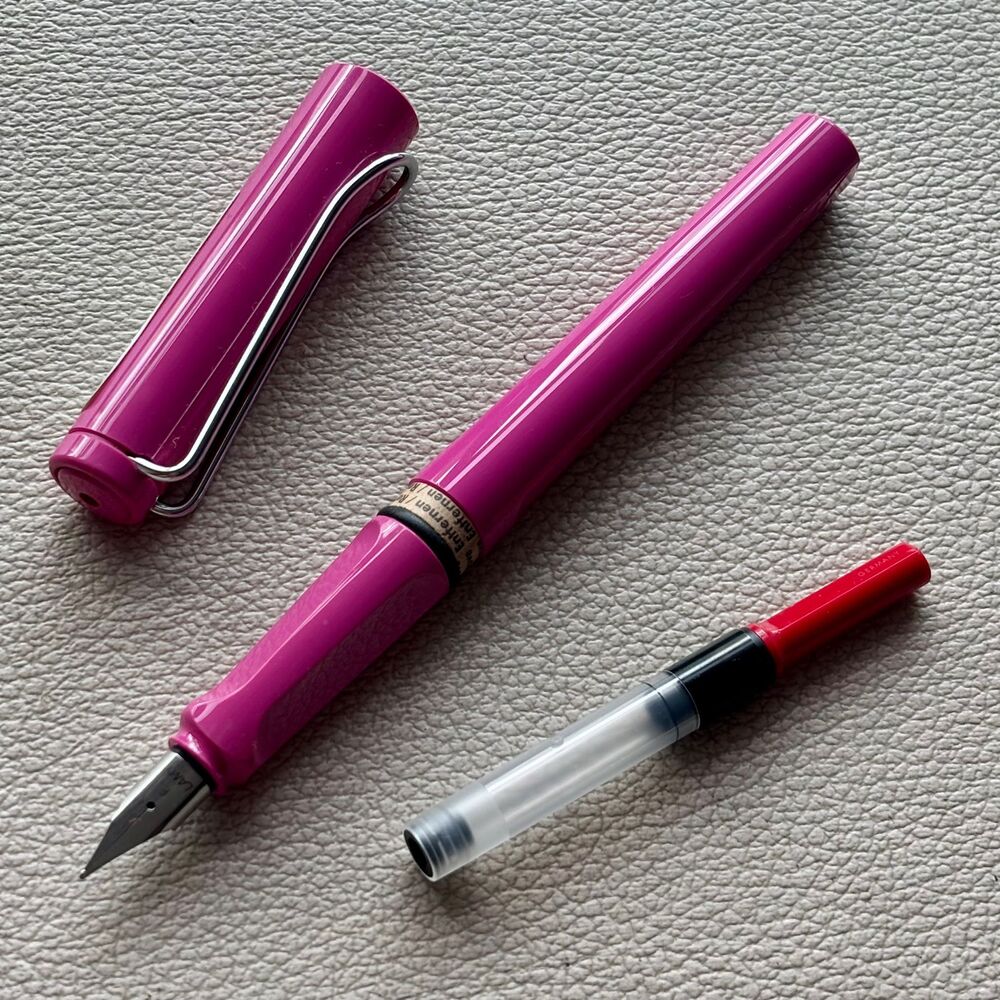 2009 Lamy Pink Silver Clip Safari Fountain Pen Dot Cap