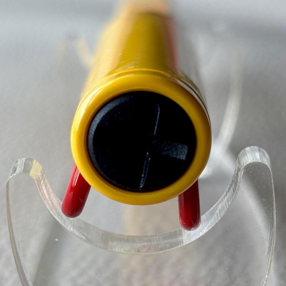 2018 Lamy Pokemon Yellow Red Clip Safari Fountain Pen Limited Edition Make for China