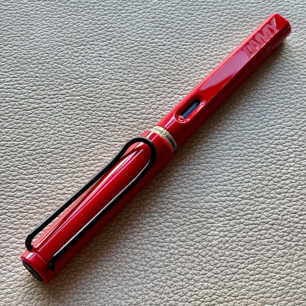 Lamy Red black Clip Safari Fountain Pen Discontinued