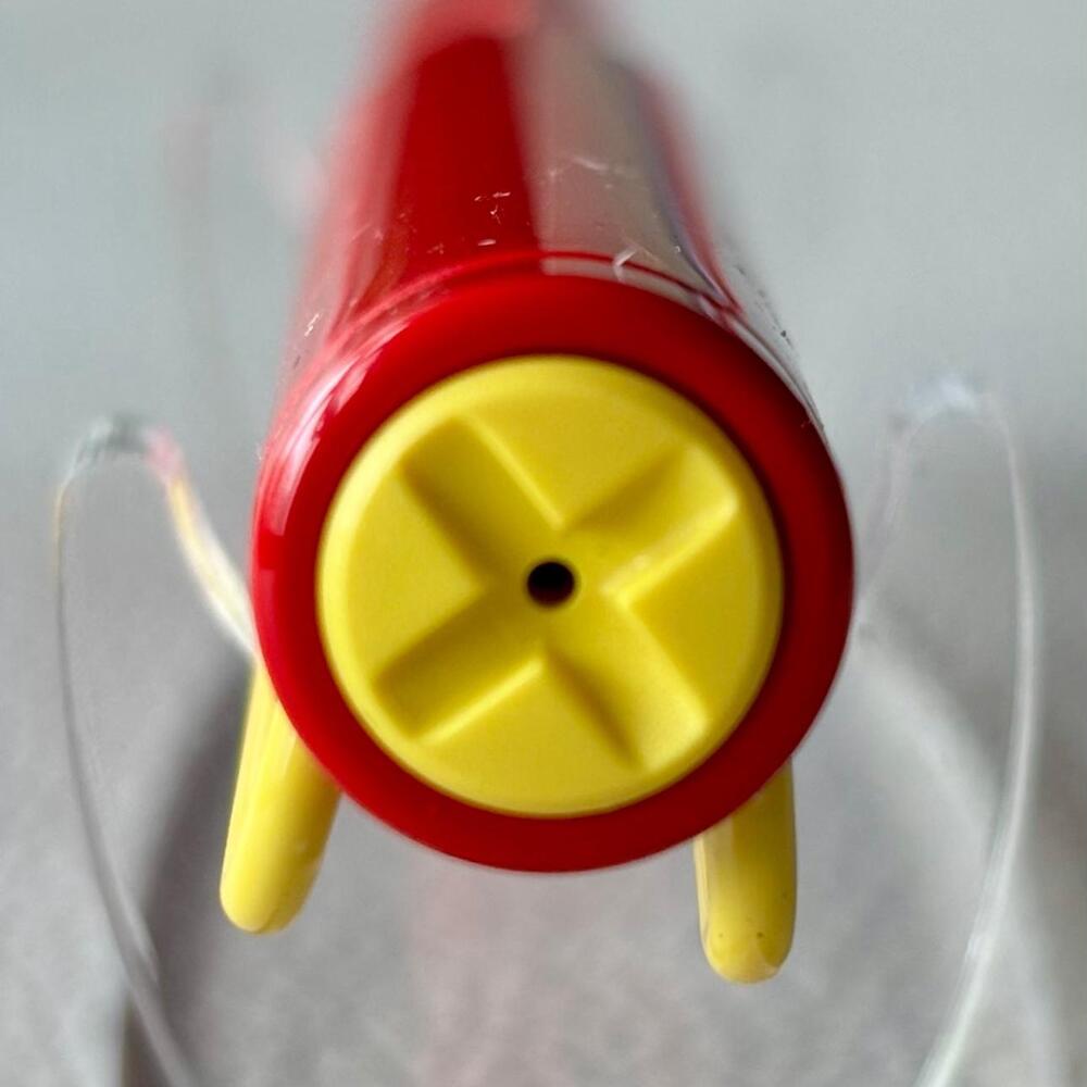 2012 Lamy Red Yellow Clip Safari Fountain Pen Limited Edition Make for China