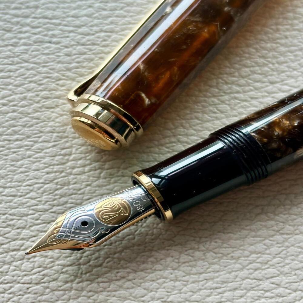 Pelikan M800 Renaissance Brown Fountain Pen Special Edition