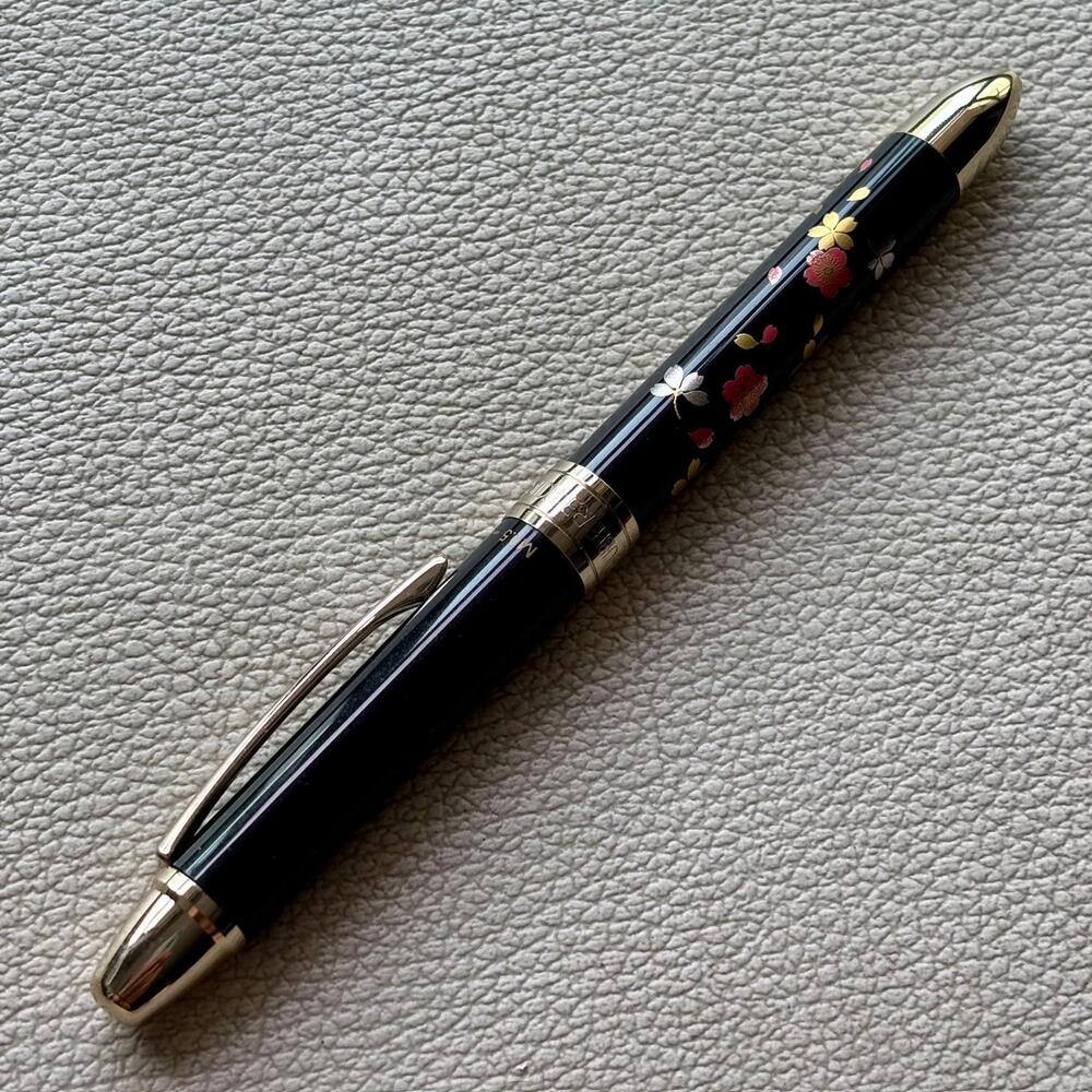 Platinum Double 3 Action 3 in 1 Maki-e Sakura Multi Function Pen