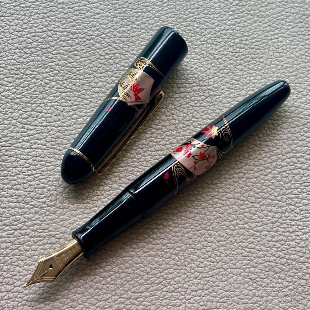 Platinum 3776 Maki-e Senmen Fountain Pen 14k Gold nib.
