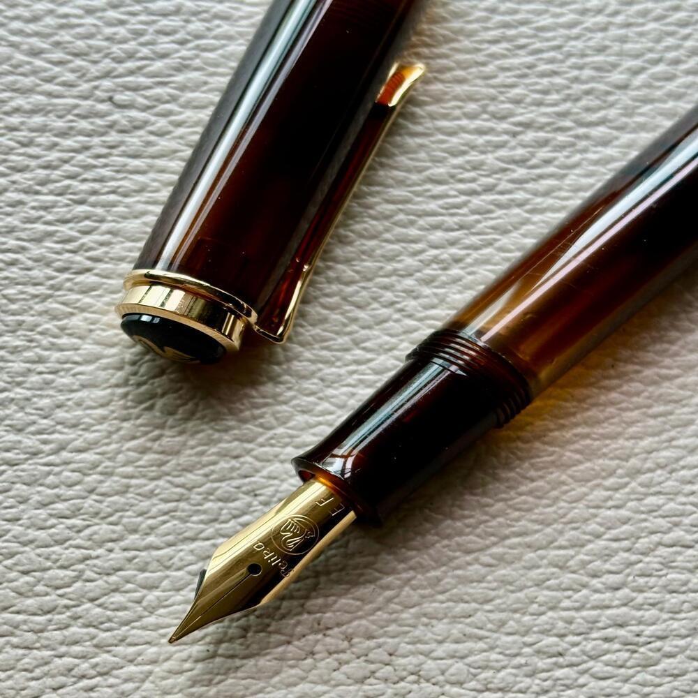 Pelikan M200 Smoky Quartz Fountain Pen Set
