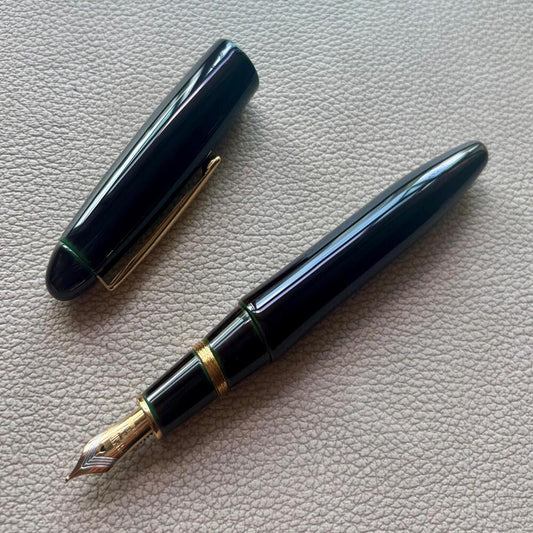 Platinum Izumo Tamenuri Soratame Gloss Lacquer Dark Green Fountain Pen 18k Gold nib