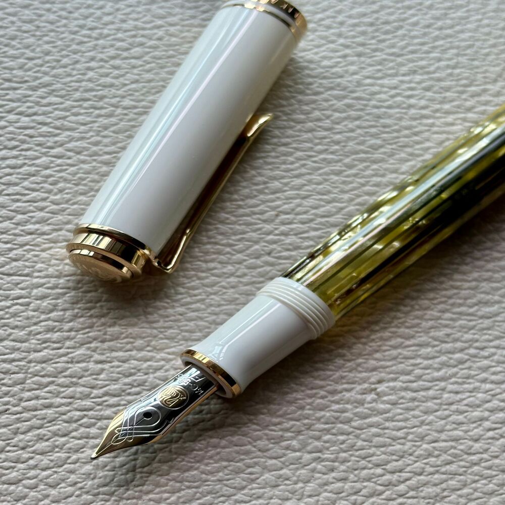 Pelikan M400 Tortoise White Fountain Pen
