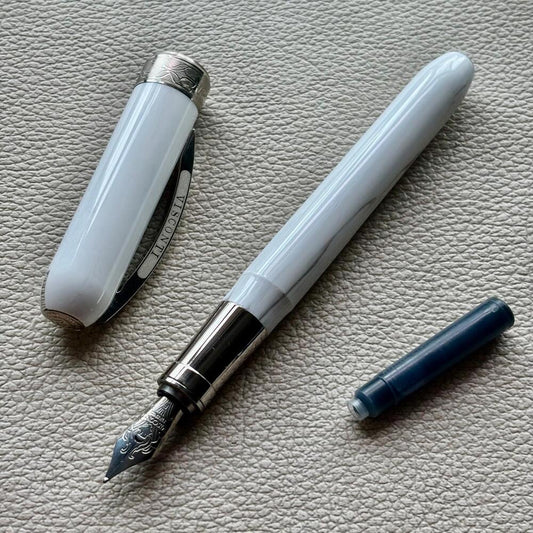 Visconti White Rembrandt Fountain Pen