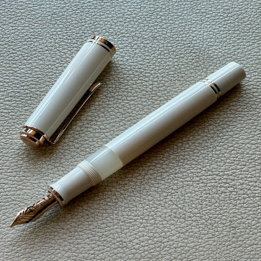 Pelikan M600 White & Rose Gold Fountain Pen Special Edition