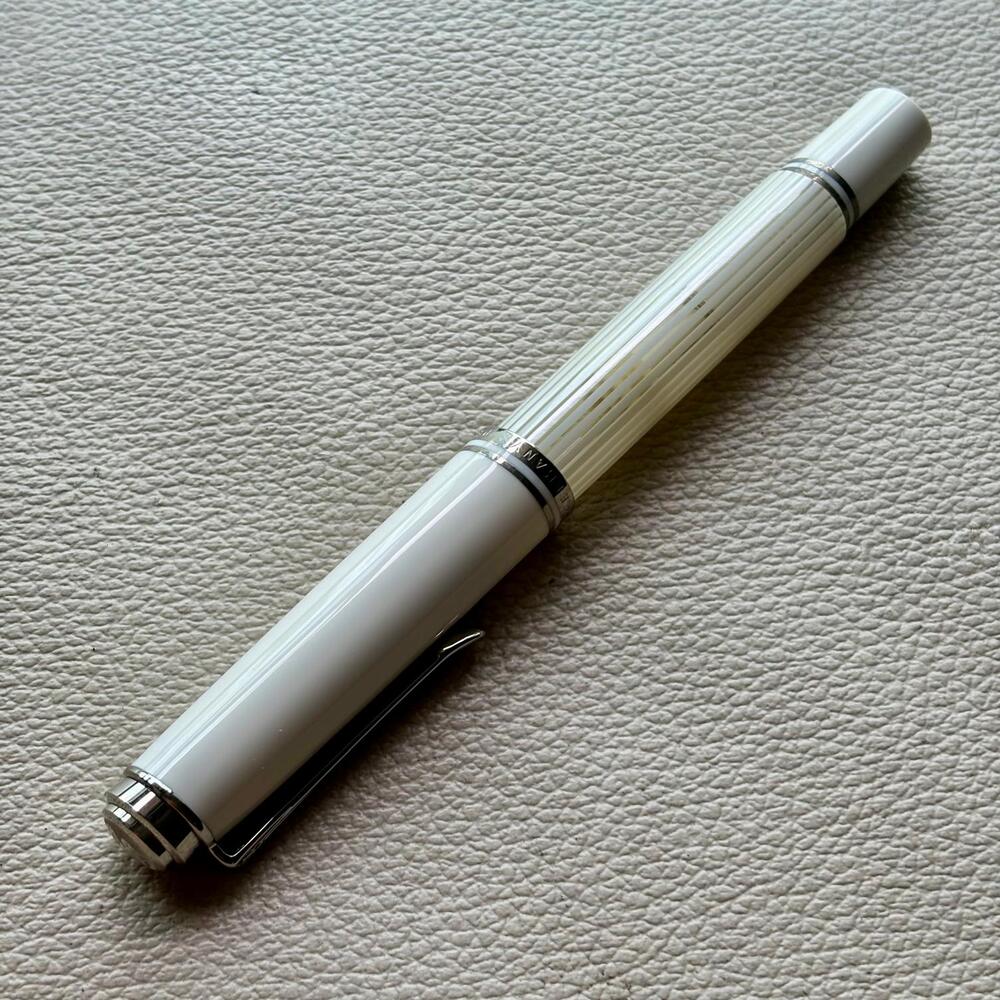 Pelikan M605 White Stripe Fountain Pen Special Edition