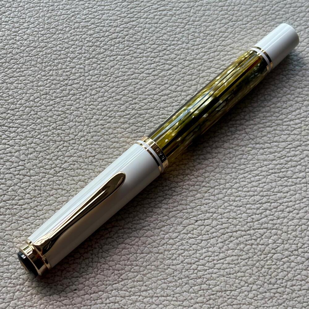 Pelikan M400 Tortoise White Fountain Pen (OLD LOGO)