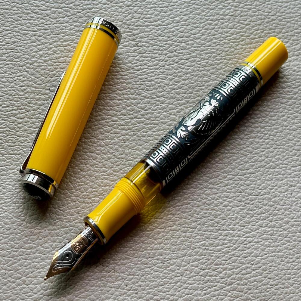 Pelikan M910 Yellow Toledo Fountain Pen Special Edition 2010